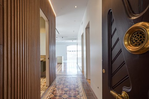 Apartment for sale Barcelona, Spain 3 bedrooms, 172 sq.m. No. 130294 - photo 5