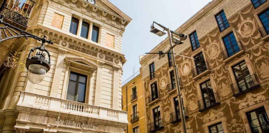 Liikekiinteistö Barcelona, Espanja 800 m2 No. 130292