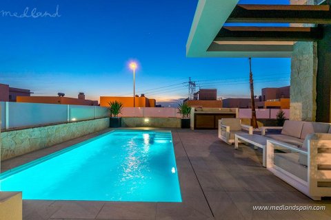 Villa en venta Rojales, Alicante, España 3 dormitorios, 214 m2 No. 120189 - foto 5