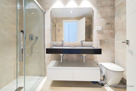 Dzīvoklis pārdošanā Fuengirola, Malaga, Spānijā 2 istabas, 84 m2 Nr. 120191 - attēls 12