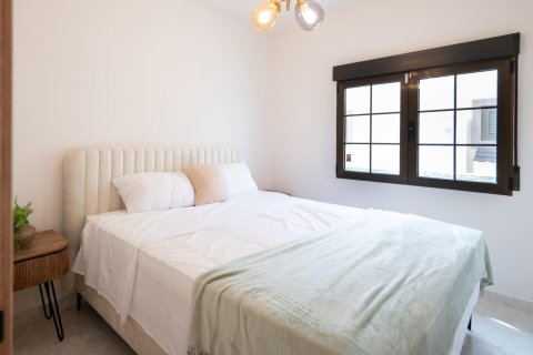 Villa for sale Punta Prima, Alicante, Spain 3 bedrooms, 100 sq.m. No. 128628 - photo 9