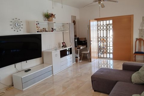 Villa for sale Torrevieja, Alicante, Spain 2 bedrooms, 143 sq.m. No. 128624 - photo 6