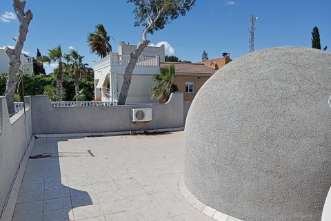 Villa for sale Torrevieja, Alicante, Spain 2 bedrooms, 143 sq.m. No. 128624 - photo 29