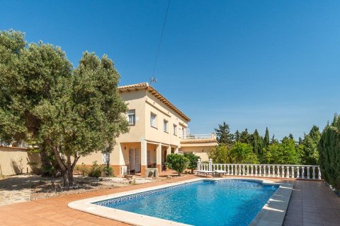Villa for sale in La Mata, Alicante, Spain 4 bedrooms, 155 sq.m. No. 125489 - photo 24