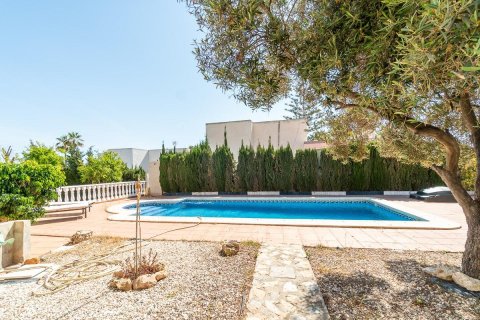 Villa till salu i Torrevieja, Alicante, Spanien 4 sovrum, 155 kvm. Nr. 125489 - foto 24