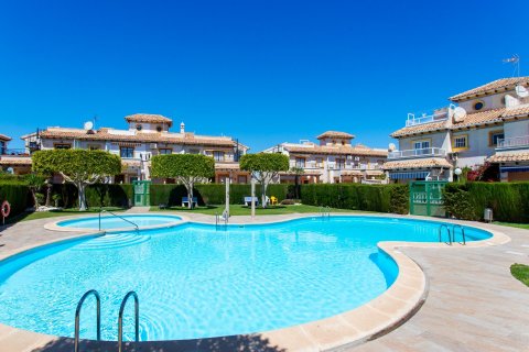 Bungalow for sale Punta Prima, Alicante, Spain 2 bedrooms, 57 sq.m. No. 125640 - photo 3