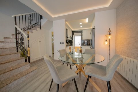 Villetta a schiera in vendita Villamartin, Alicante, Spagna 3 camere da letto, 76 mq. N° 125485 - foto 4