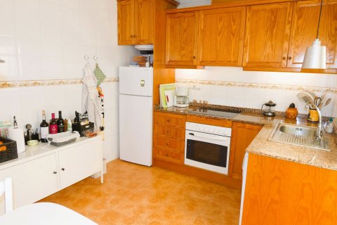 Villa for sale Torrevieja, Alicante, Spain 2 bedrooms, 83 sq.m. No. 125488 - photo 8