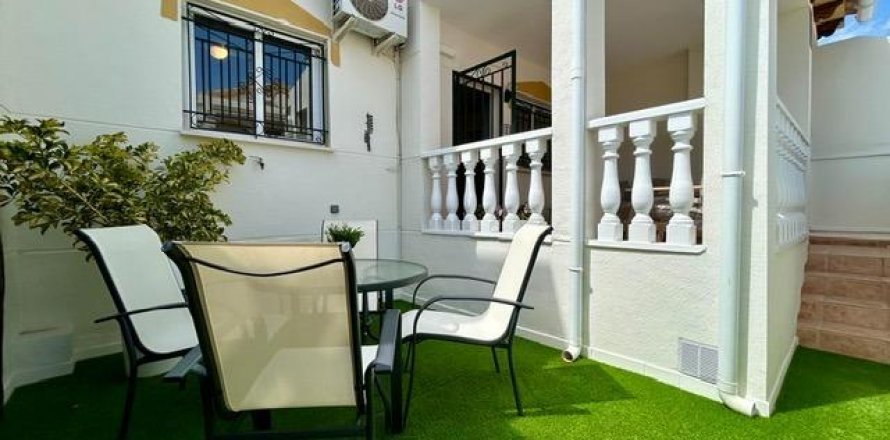 Villetta a schiera Alicante, Spagna 3 camere da letto, 82 mq. N° 125486