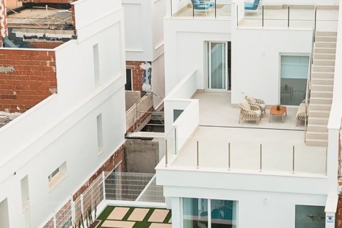 Townhouse à vendre à Los Alcazares, Murcia, Espagne, 3 chambres, 232 m2 No. 132237 - photo 8