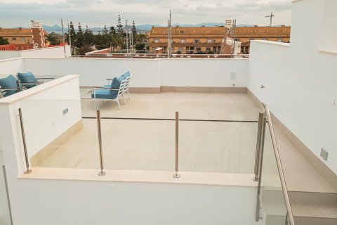 Townhouse à vendre à Los Alcazares, Murcia, Espagne, 3 chambres, 232 m2 No. 132237 - photo 5