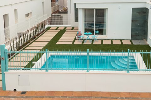 Townhouse à vendre à Los Alcazares, Murcia, Espagne, 3 chambres, 232 m2 No. 132237 - photo 11