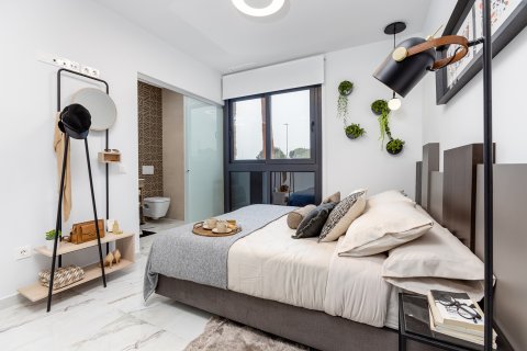 Продажа квартиры в Торревьеха, Аликанте, Испания 3 спальни, 99м2 №123436 - фото 7