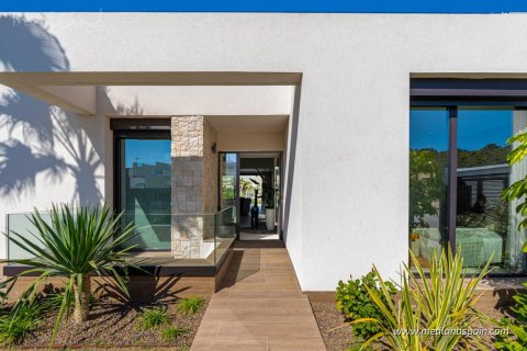 Villa for sale Algorfa, Alicante, Spain 3 bedrooms, 147.78 sq.m. No. 120320 - photo 3