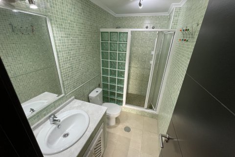 Apartment for sale Alicante, Spain 2 bedrooms, 80 sq.m. No. 124867 - photo 12