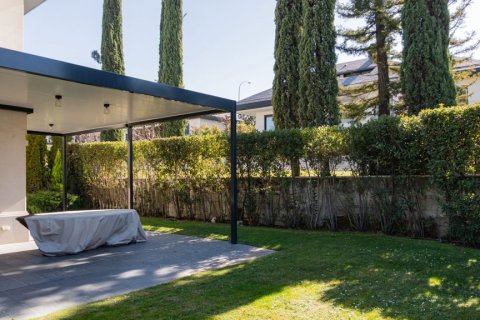 Villa en venta Madrid, España 6 dormitorios, 847 m2 No. 120547 - foto 2