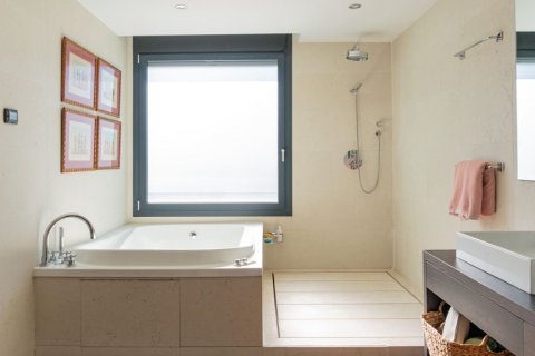 Villa en venta Madrid, España 6 dormitorios, 847 m2 No. 120547 - foto 29