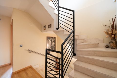 Casa adosada en venta Algete, Madrid, España 3 dormitorios, 250 m2 No. 120546 - foto 15