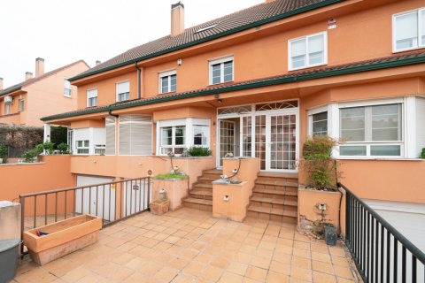 Casa adosada en venta Algete, Madrid, España 3 dormitorios, 250 m2 No. 120546 - foto 17