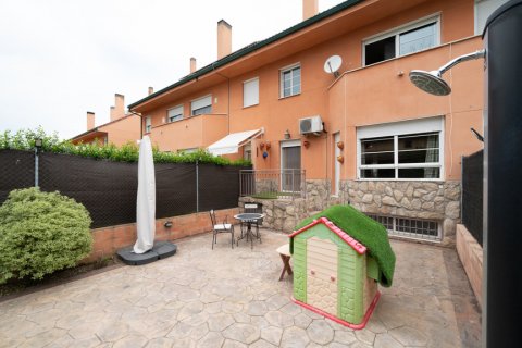 Casa adosada en venta Algete, Madrid, España 3 dormitorios, 250 m2 No. 120546 - foto 21
