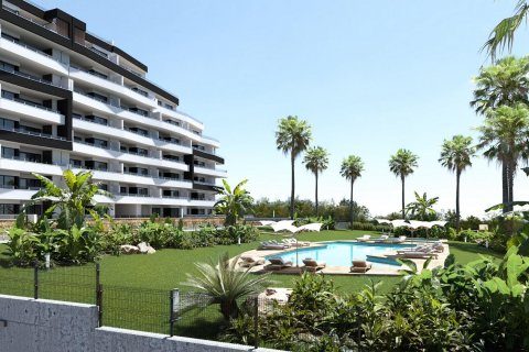 Huoneisto myytävänä San Miguel de Salinas, Alicante, Espanja, 2 makuuhuonetta, 70 m2 No. 124927 - kuva 2