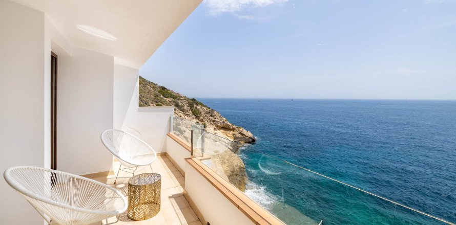 Huoneisto Calvia, Mallorca, Espanja 4 makuuhuonetta, 142 m2 No. 128112
