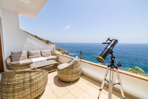 Huoneisto vuokrattavana Calvia, Mallorca, Espanja, 4 makuuhuonetta, 142 m2 No. 128112 - kuva 2