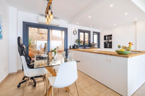 Huoneisto vuokrattavana Calvia, Mallorca, Espanja, 4 makuuhuonetta, 142 m2 No. 128112 - kuva 5