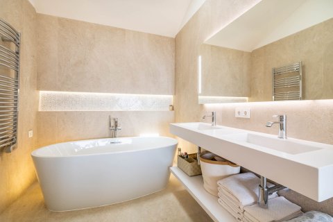 Huoneisto vuokrattavana Calvia, Mallorca, Espanja, 4 makuuhuonetta, 142 m2 No. 128112 - kuva 14