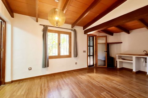 Finca for rent Santa Maria Del Cami, Mallorca, Spain 4 bedrooms, 296 sq.m. No. 128094 - photo 8