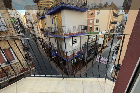 Продажа квартиры в Бенидорм, Аликанте, Испания 2 спальни,  №122574 - фото 3