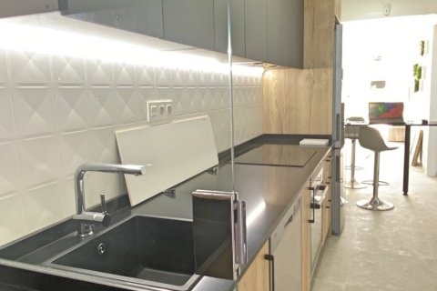 Bungalow for sale Torrevieja, Alicante, Spain 2 bedrooms, 78 sq.m. No. 128387 - photo 9