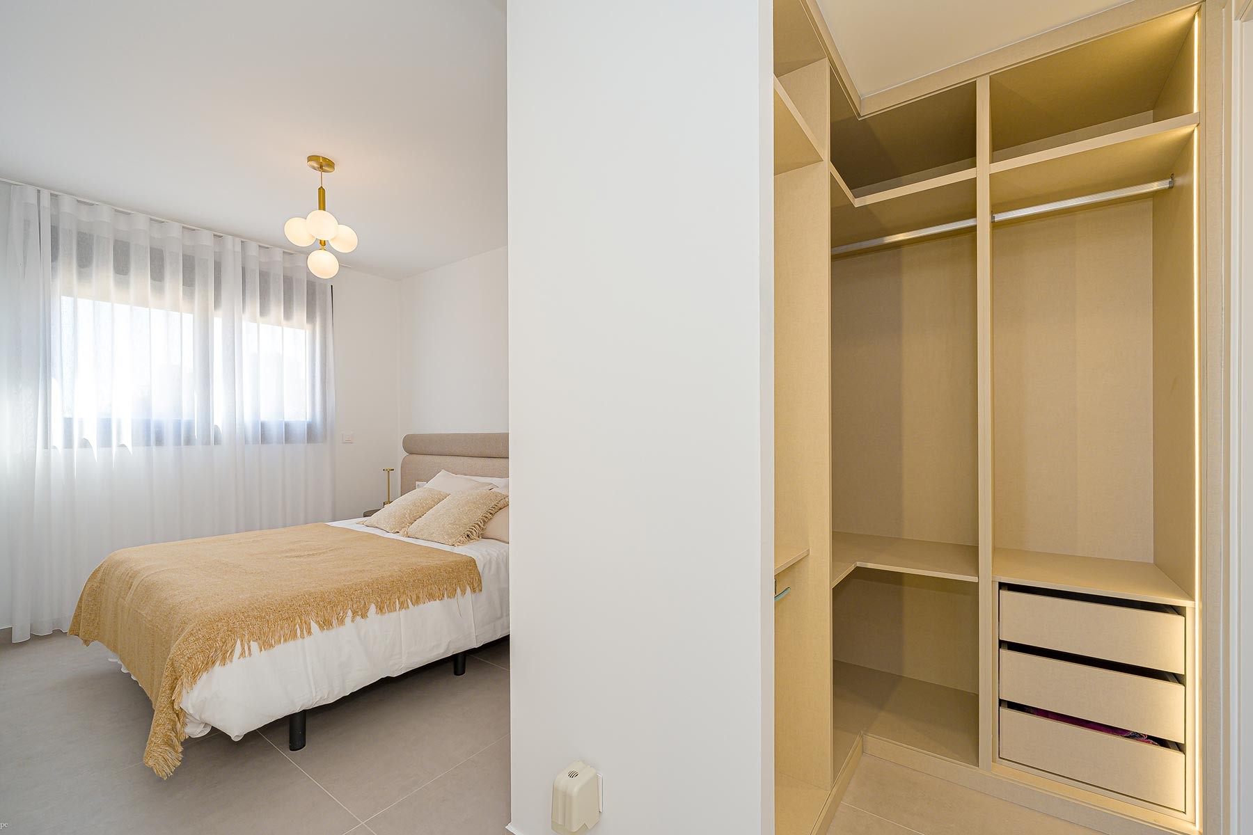 Lägenhet i Villajoyosa, Alicante, Spanien 2 sovrum, 81 kvm. Nr. 128333