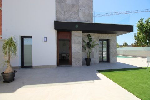 Villa for sale Pilar de la Horadada, Alicante, Spain 3 bedrooms, 194 sq.m. No. 123475 - photo 21