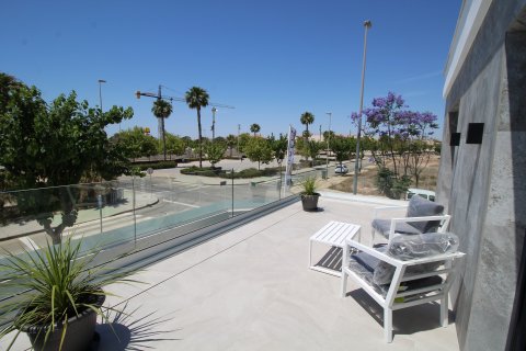 Villa for sale Pilar de la Horadada, Alicante, Spain 3 bedrooms, 194 sq.m. No. 123475 - photo 28