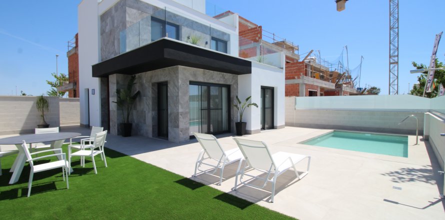 Villa Pilar de la Horadada, Alicante, Spain 3 bedrooms, 194 sq.m. No. 123475