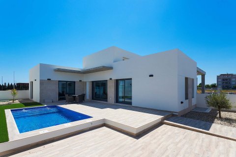 Villa for sale Daya Nueva, Alicante, Spain 3 bedrooms, 108 sq.m. No. 131360 - photo 1