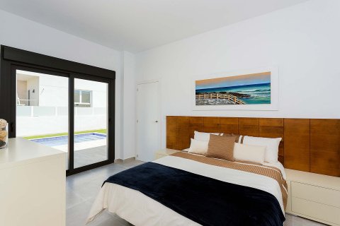 Villa for sale Daya Nueva, Alicante, Spain 3 bedrooms, 108 sq.m. No. 131360 - photo 10