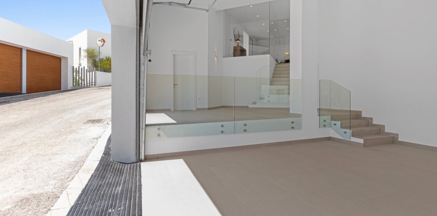 Villa in Altea, Alicante, Spain 4 bedrooms, 616 sq.m. No. 130795