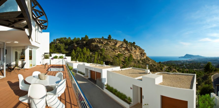Villa Altea, Alicante, Spagna 4 camere da letto, 616 mq. N° 130795