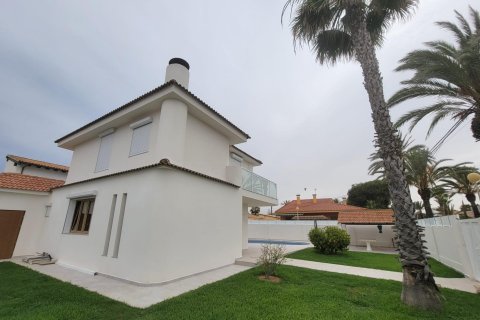 Villa for sale Cabo Roig, Alicante, Spain 3 bedrooms, 156 sq.m. No. 125824 - photo 1