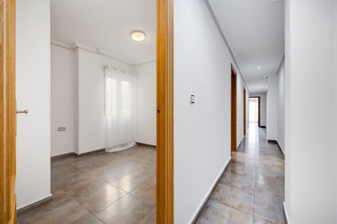 Wohnung zum Verkauf Torrevieja, Alicante, Spanien 3 Schlafzimmer, 101 m2 Nr. 125823 - Foto 3