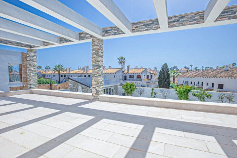 Villa till salu La Zenia, Alicante, Spanien 4 sovrum, 185 kvm. Nr. 126973 - foto 29