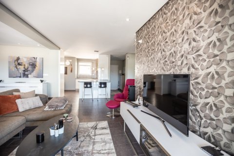 Huoneisto myytävänä Villamartin, Alicante, Espanja, 4 makuuhuonetta, 167 m2 No. 126975 - kuva 12