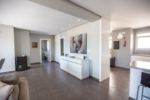 Huoneisto myytävänä Villamartin, Alicante, Espanja, 4 makuuhuonetta, 167 m2 No. 126975 - kuva 24