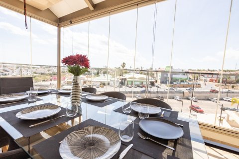 Huoneisto myytävänä Villamartin, Alicante, Espanja, 4 makuuhuonetta, 167 m2 No. 126975 - kuva 28