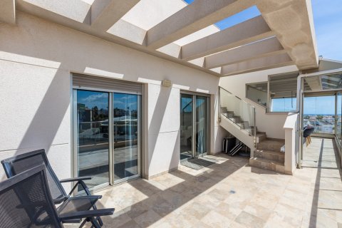 Huoneisto myytävänä Villamartin, Alicante, Espanja, 4 makuuhuonetta, 167 m2 No. 126975 - kuva 2