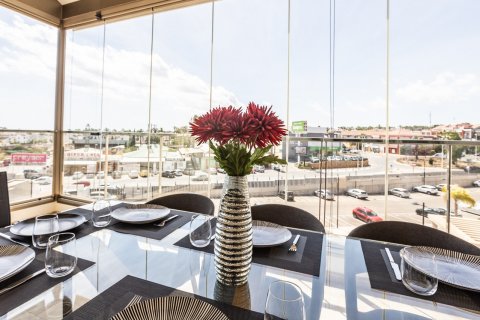 Huoneisto myytävänä Villamartin, Alicante, Espanja, 4 makuuhuonetta, 167 m2 No. 126975 - kuva 29