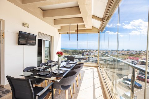 Huoneisto myytävänä Villamartin, Alicante, Espanja, 4 makuuhuonetta, 167 m2 No. 126975 - kuva 1
