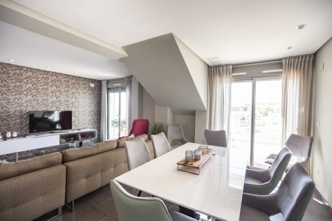 Huoneisto myytävänä Villamartin, Alicante, Espanja, 4 makuuhuonetta, 167 m2 No. 126975 - kuva 22